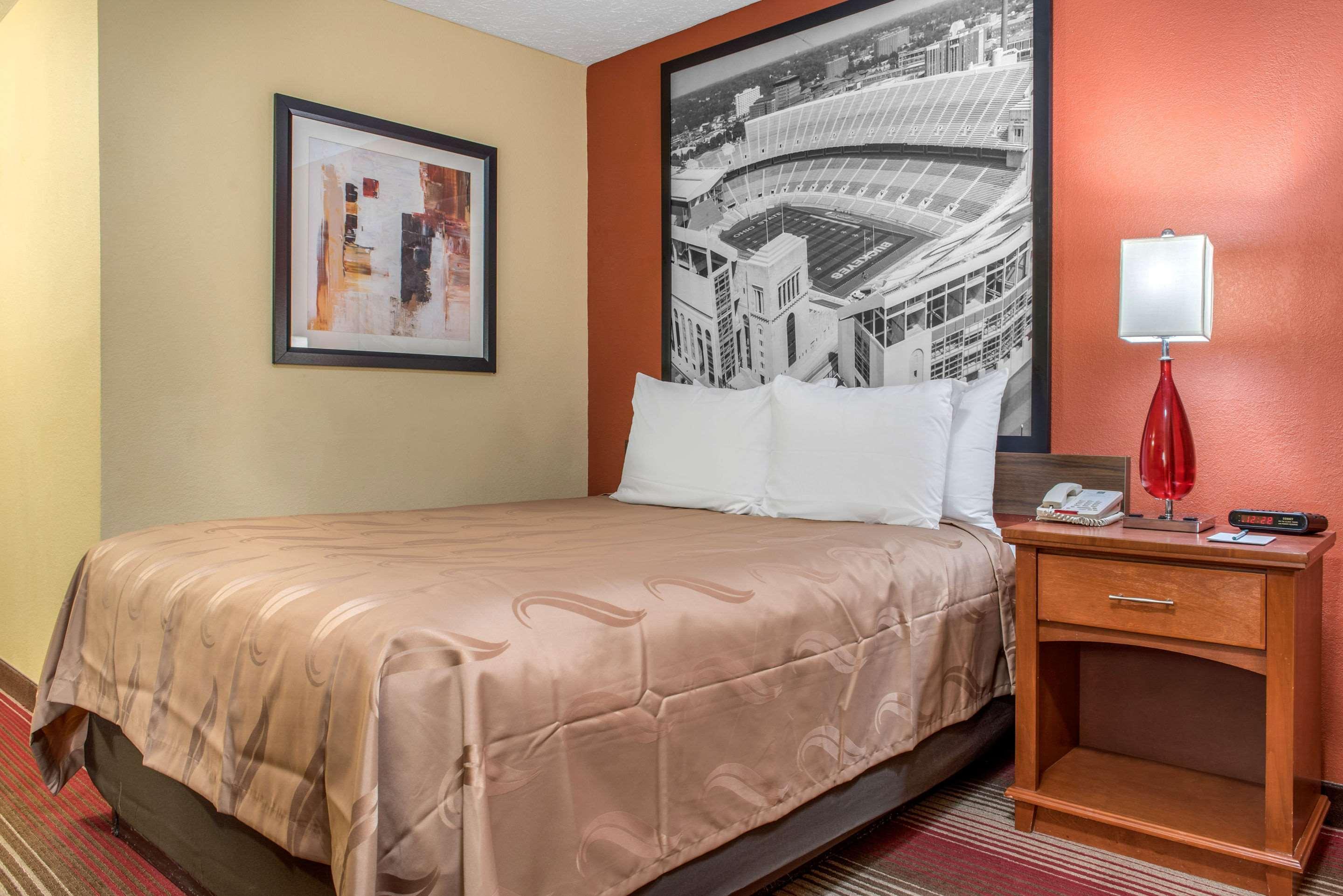 Quality Inn Columbus-East Екстер'єр фото