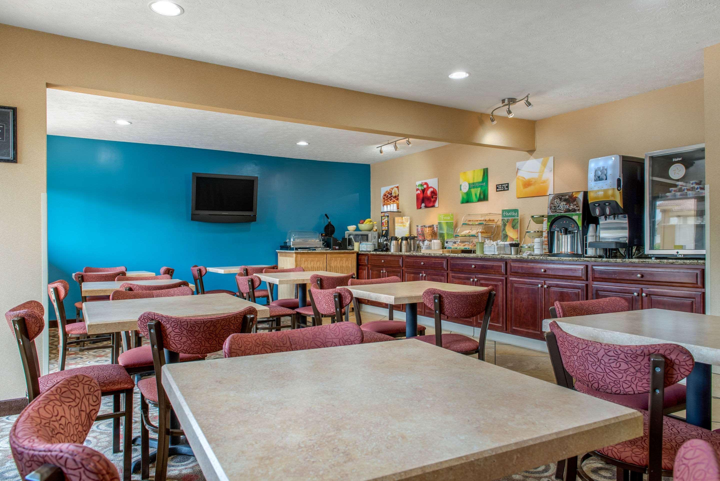 Quality Inn Columbus-East Екстер'єр фото