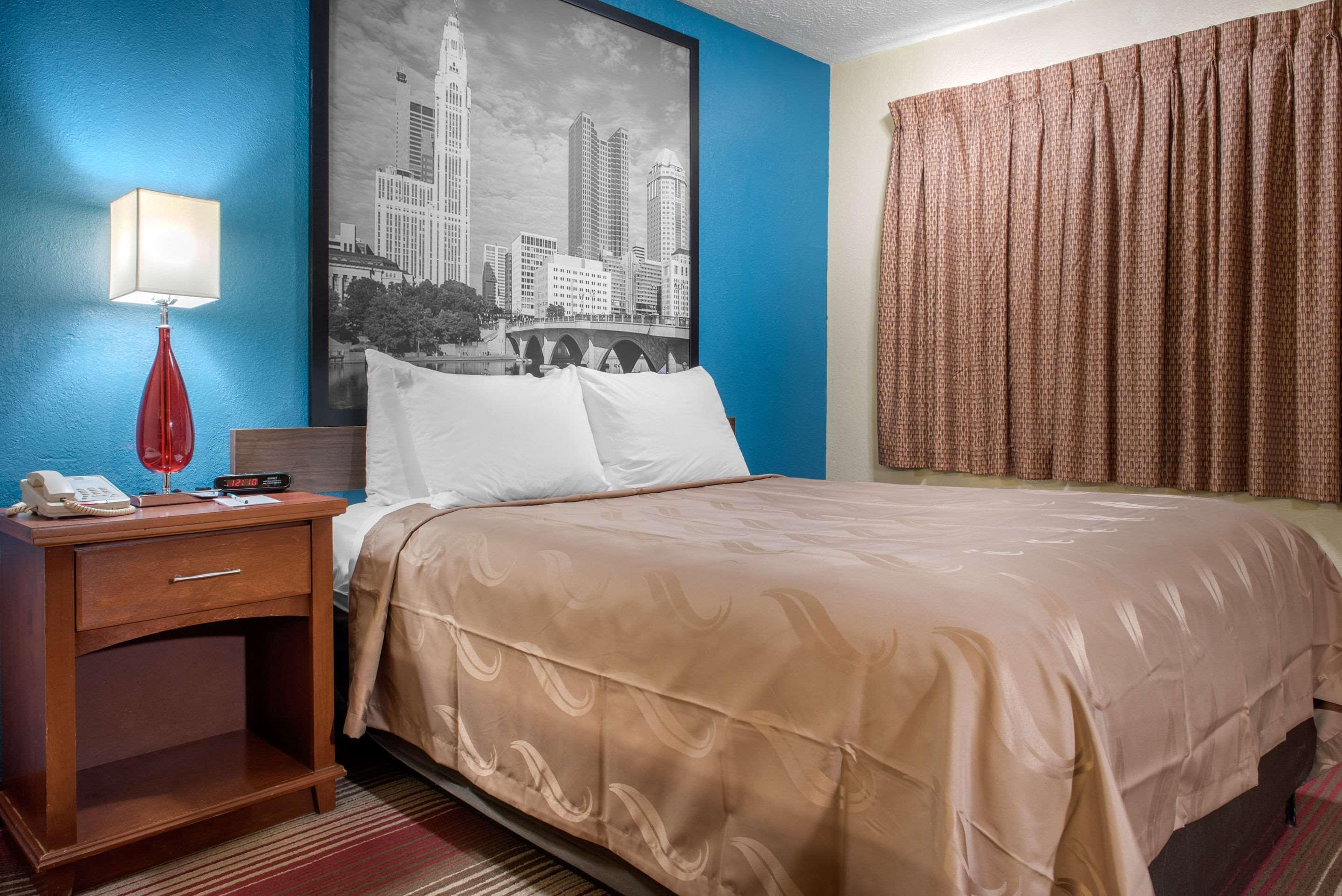 Quality Inn Columbus-East Екстер'єр фото