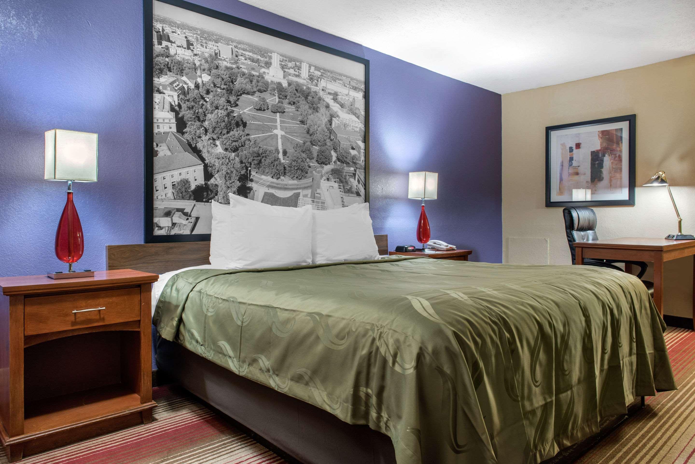 Quality Inn Columbus-East Екстер'єр фото