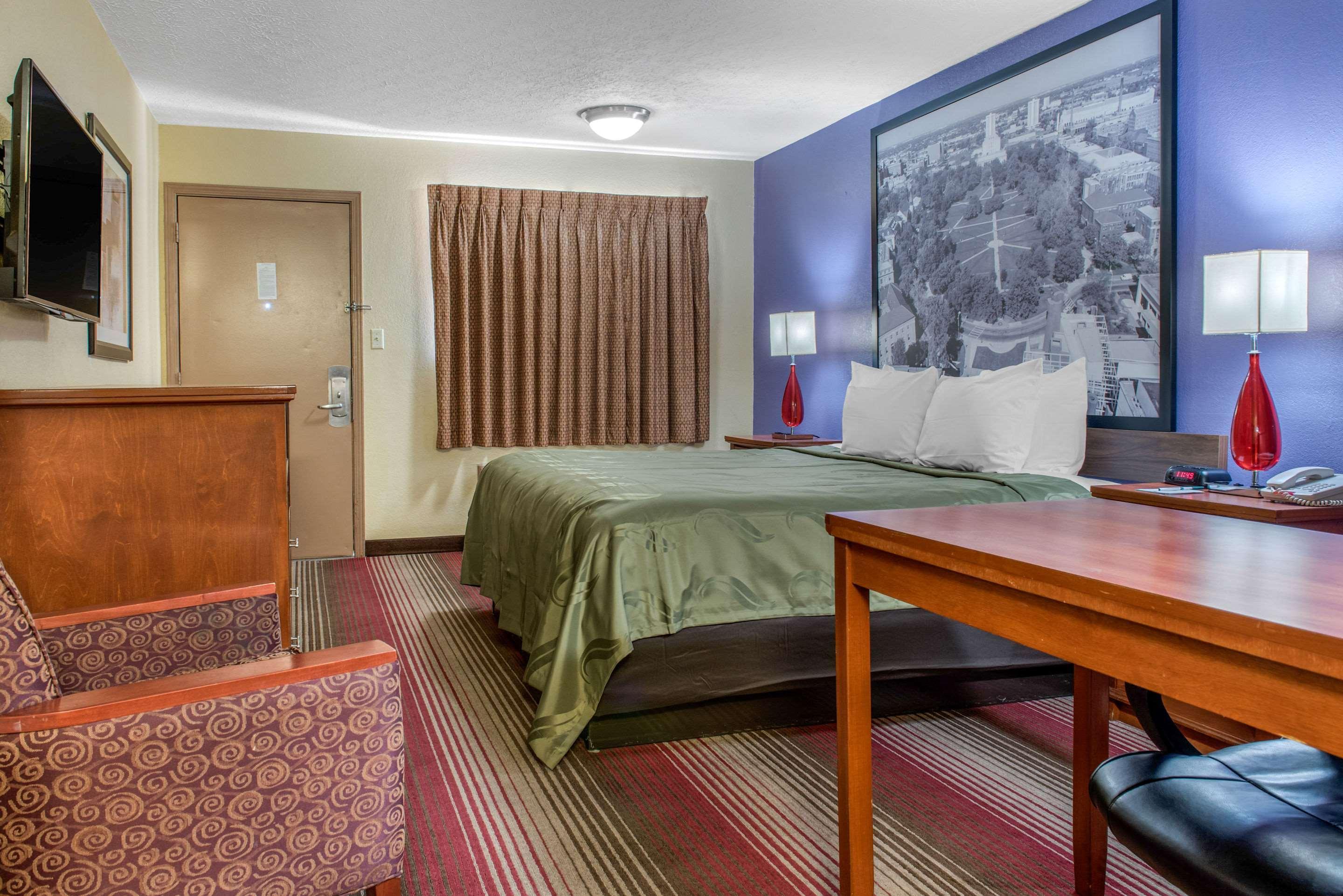 Quality Inn Columbus-East Екстер'єр фото
