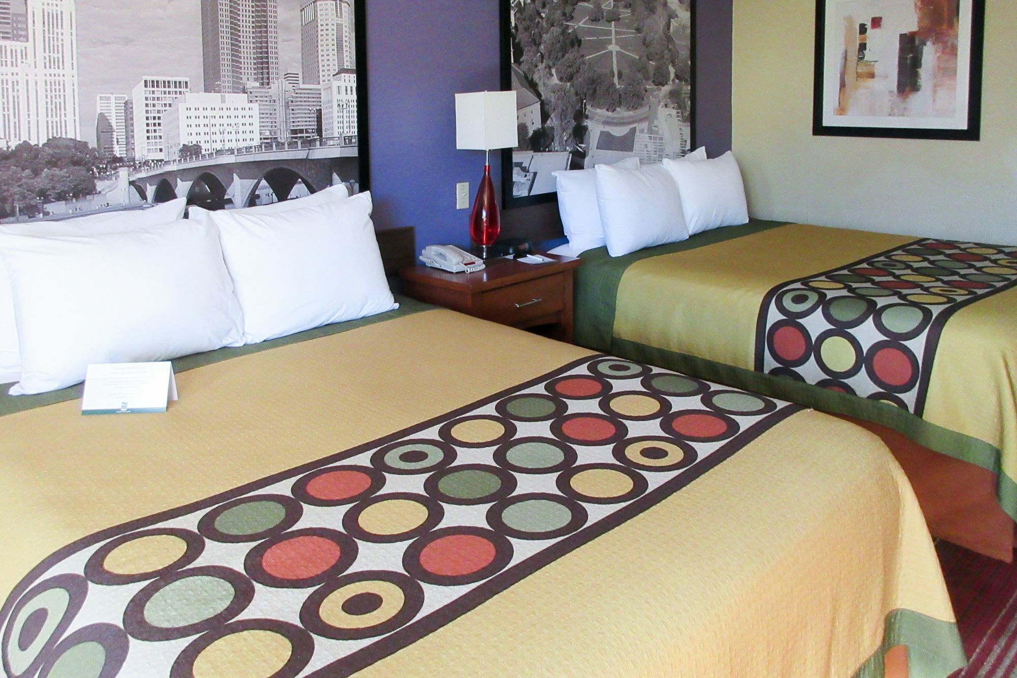Quality Inn Columbus-East Екстер'єр фото